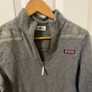Vineyard Vines Women's Long Sleeve 1/4 Zip Snowflake Embroidered Shep Sweatshirt
